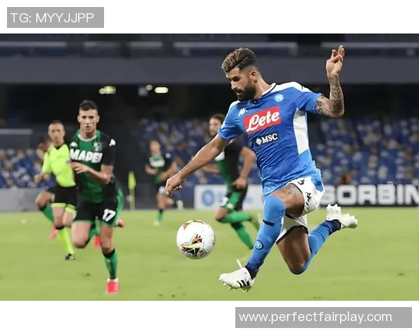 意甲激战尤文图斯绝杀那不勒斯全场沸腾瞬间回顾与战术解析