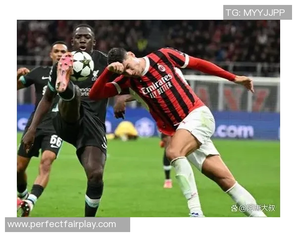 英超精彩对决波尔图大胜AC米兰全场沸腾绝杀瞬间令人瞩目