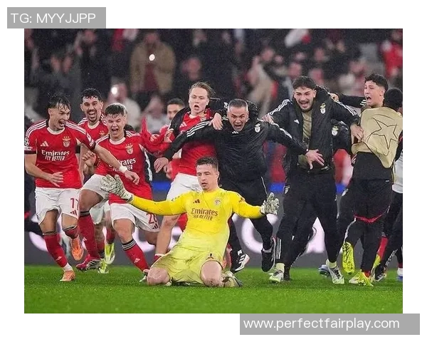 德甲激战尤文图斯险胜本菲卡红牌事件引发全场热议与争议